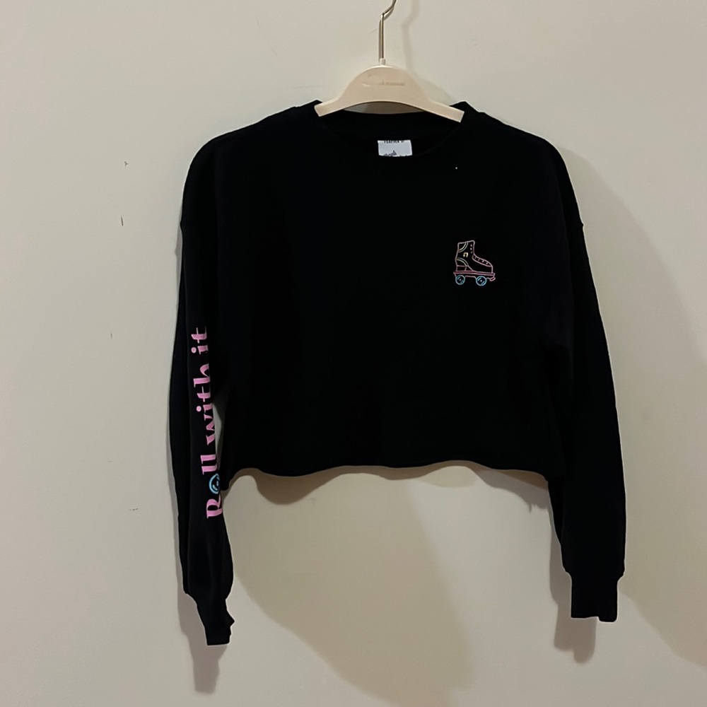Black cropped sweater